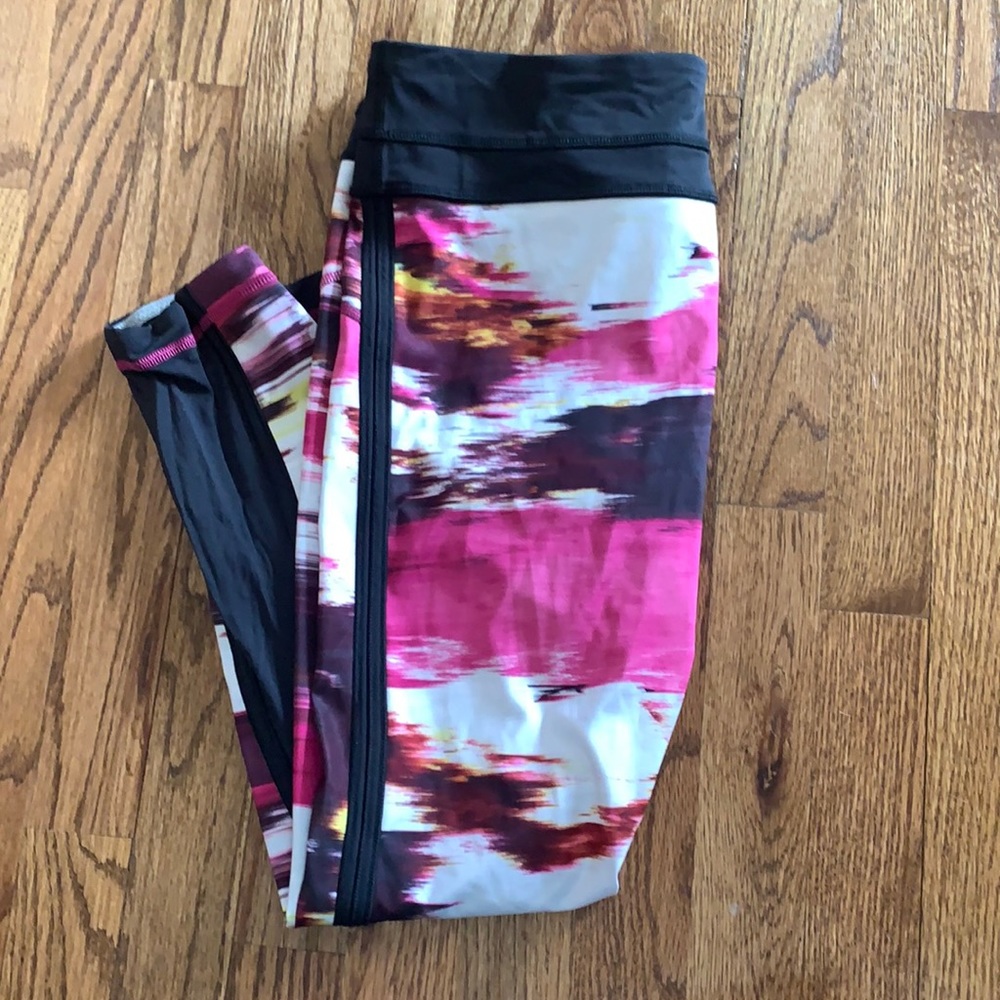 Lululemon Pace Rival